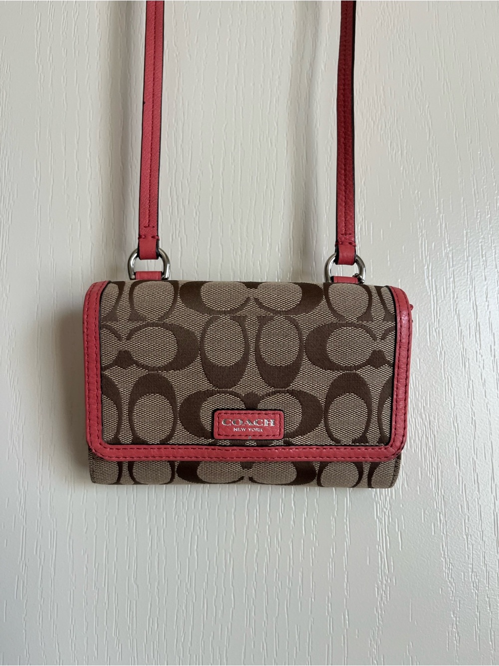 Coach - Avery Signature Mini Canvas Crossbody with Pink Trim